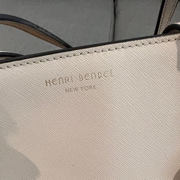 Henri Bendel XL Tote - Picture 2 of 9